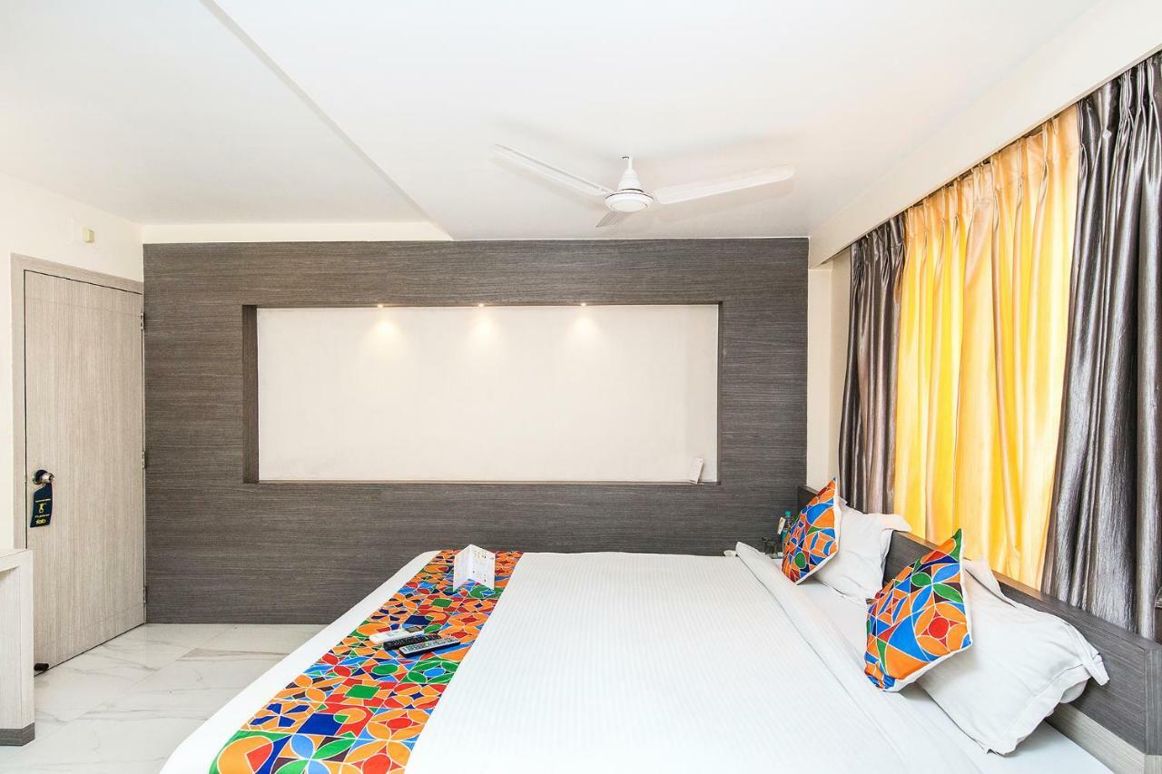 Fabhotel Shivangan Kolkata Airport - Fully Vaccinated Staff מראה חיצוני תמונה